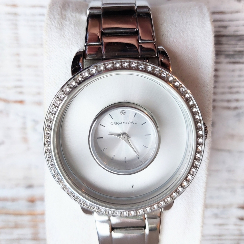 Silver tone Origami Owl Watch
